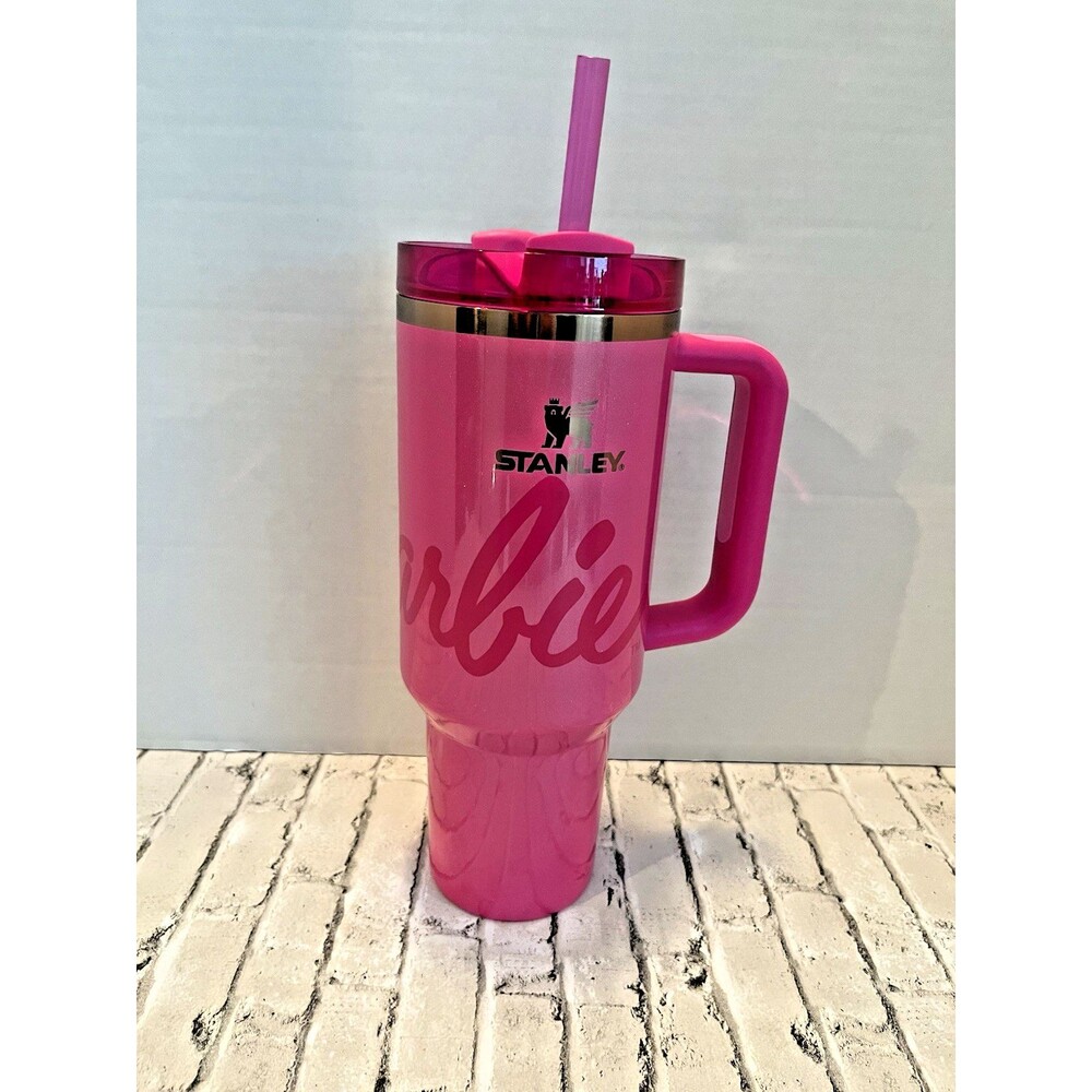 NEW Stanley x Barbie 40oz Quencher Barbie Icon Limited Edition Pink Tumbler